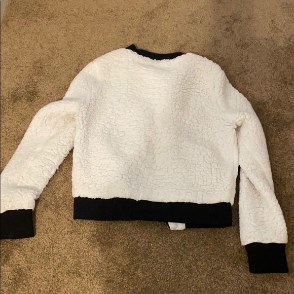 Jacket - Picture 3 of 5